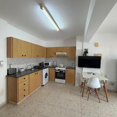 Orphanides Latchi Apartamento