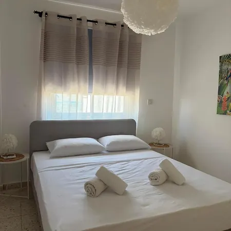 Orphanides Latchi * Polis