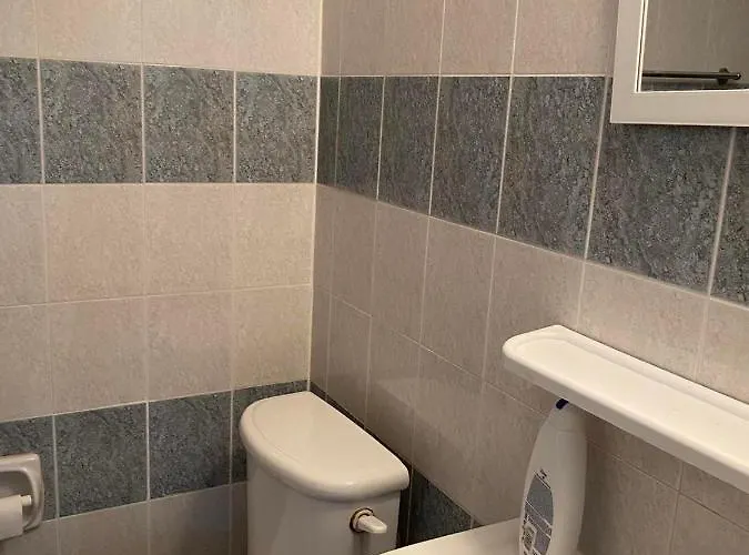 Orphanides Latchi アパート Polis